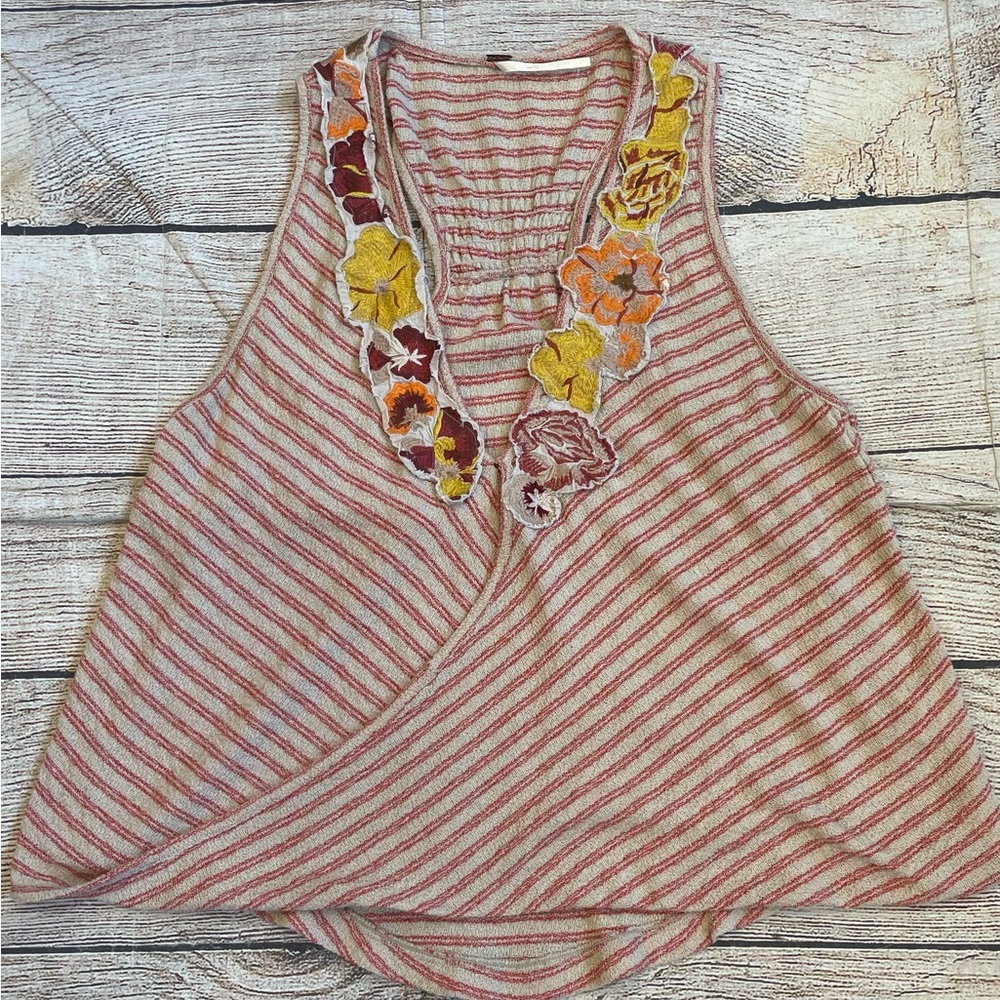 😍Free People Khaki Rust Stripes V-neck Floral Embroidery Front size medium